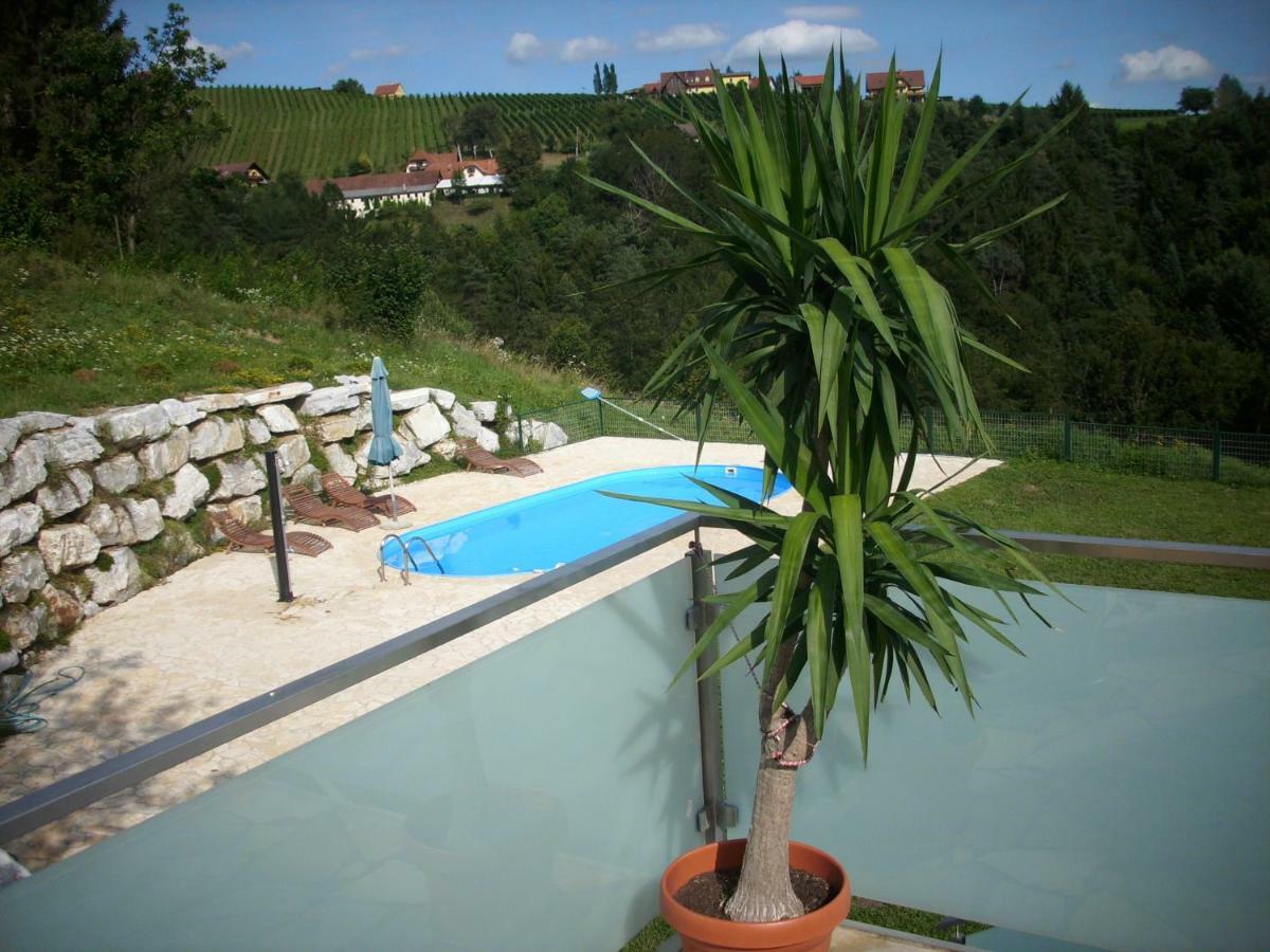 Gaestehaus Maxltoni Kitzeck im Sausal Ngoại thất bức ảnh