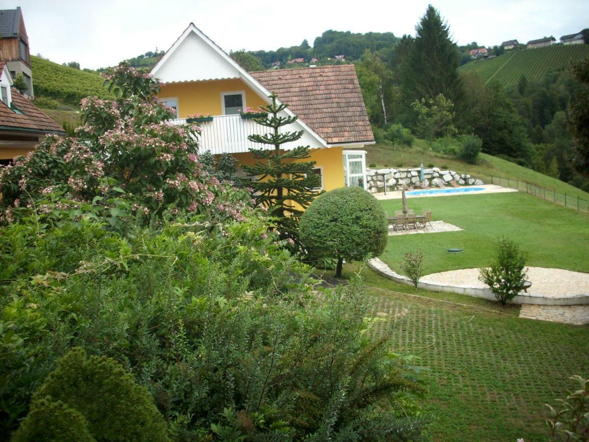 Gaestehaus Maxltoni Kitzeck im Sausal Ngoại thất bức ảnh